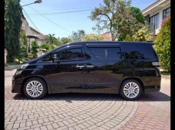 Jawa Timur, Toyota Vellfire ZG 2012 kondisi terawat 7