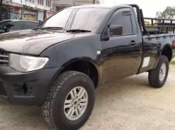 Mobil Mitsubishi Triton 2013 GLX 4x4 dijual, Riau 7