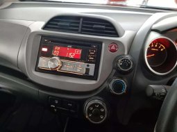 Mobil Honda Jazz 2013 S dijual, Jawa Timur 8