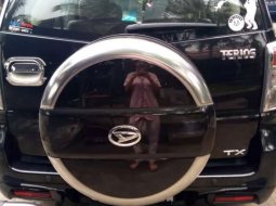 Mobil Daihatsu Terios 2010 TX dijual, Bali 5