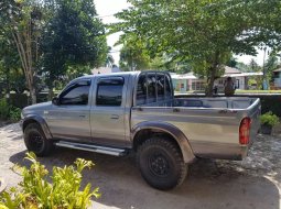 Mobil Mazda BT-50 2006 terbaik di Sumatra Barat 3