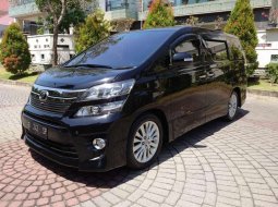 Jawa Timur, Toyota Vellfire ZG 2012 kondisi terawat 2