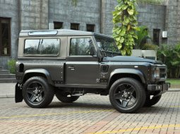 Dijual mobil bekas Land Rover Defender 2.3 Manual 2013, DIY Yogyakarta 4