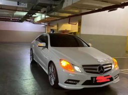 Mobil Mercedes-Benz E-Class 2011 E250 dijual, DKI Jakarta 7