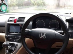Jual cepat Honda CR-V 2.0 2009 di Banten 4