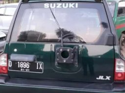Jawa Barat, Suzuki Escudo 1997 kondisi terawat 6