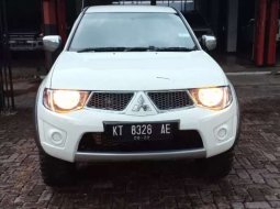 Jual mobil Mitsubishi Triton 2014 bekas, Jawa Timur 9