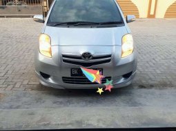 Mobil Toyota Yaris 2008 E dijual, Sumatra Utara 4