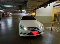 Mobil Mercedes-Benz E-Class 2011 E250 dijual, DKI Jakarta 2