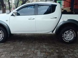 Jual mobil Mitsubishi Triton 2014 bekas, Jawa Timur 4