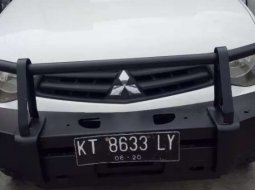 Dijual mobil bekas Mitsubishi Triton GLX 4x4, Kalimantan Timur  1