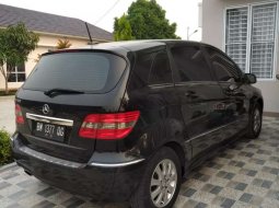 Jual Mercedes-Benz B-CLass B 180 2009 harga murah di Riau 4