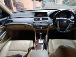 Jual mobil Honda Accord VTi-L 2008 dengan harga murah di DIY Yogyakarta 6