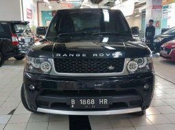 Mobil Land Rover Range Rover Sport 2011 dijual, Jawa Timur 6