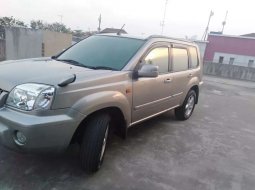 Jual mobil Nissan X-Trail ST 2004 bekas, DKI Jakarta 9