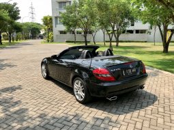 Jual mobil Mercedes-Benz SLK200 Kompressor 2010 terbaik di Jawa Timur 10