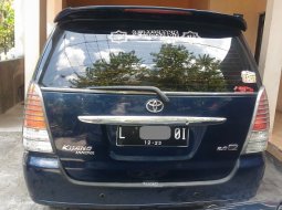 Jual mobil Toyota Kijang Innova V 2005 bekas, Jawa Timur 6