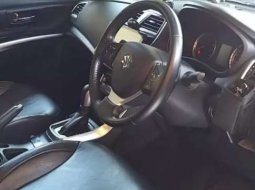 Mobil Suzuki SX4 S-Cross 2017 dijual, Jawa Barat 5