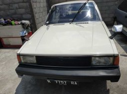 Jual mobil bekas Toyota Corolla 1.2 Manual 1990 dengan harga murah di DIY Yogyakarta 2