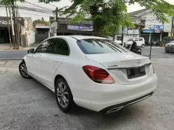 Dijual mobil bekas Mercedes-Benz C-Class C200 2016, DKI Jakarta 6