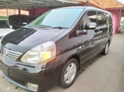 Jawa Barat, Nissan Serena Highway Star 2008 kondisi terawat 6