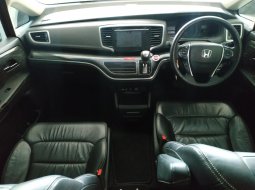 Dijual mobil bekas Honda Odyssey Absolute V6 Automatic 2015, Jawa Barat  3