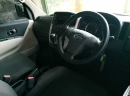 Jual mobil Daihatsu Luxio D 2015 terawat di DIY Yogyakarta 4