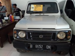 Jual mobil bekas Suzuki Jimny 1.0 Manual 2006 dengan harga murah di DIY Yogyakarta 4