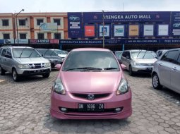 Jual cepat Honda Jazz 1.5 NA 2006 di Riau 5