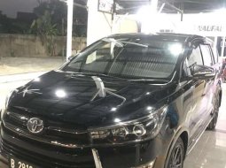 Jual cepat Toyota Kijang Innova 2017 di Riau 10