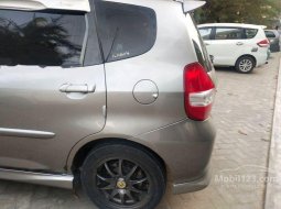 Dijual mobil bekas Honda Jazz VTEC, Jawa Timur  6