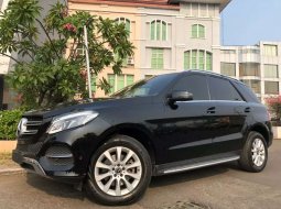 Banten, Mercedes-Benz GLE 250 D 2017 kondisi terawat 1