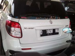 Dijual mobil bekas Suzuki SX4 X-Over, Jawa Barat  1