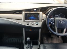 Dijual mobil Toyota Kijang Innova 2.0 G Reborn 2018 terbaik di Jawa Barat 4