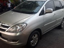 Jual mobil bekas murah Toyota Kijang Innova 2.0 G 2005 di DKI Jakarta 3