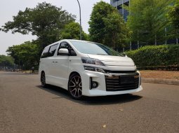 Jual mobil mobil bekas Toyota Vellfire 2.4 NA 2013 Putih mutiara 1