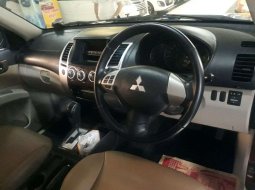 Mobil Mitsubishi Pajero 2012 NA dijual, Jawa Timur 2