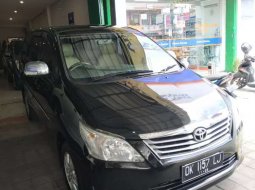 Mobil Toyota Kijang Innova 2012 2.5 G dijual, Bali 4