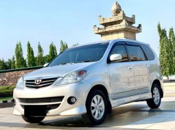 Jual mobil bekas murah Toyota Avanza S 2010 di Sumatra Selatan 2