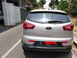 Mobil Kia Sportage 2011 EX terbaik di Jawa Barat 1