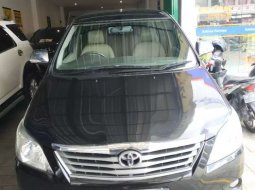 Mobil Toyota Kijang Innova 2012 2.5 G dijual, Bali 1