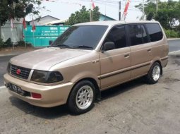 Jawa Timur, jual mobil Toyota Kijang LGX 2000 dengan harga terjangkau 3