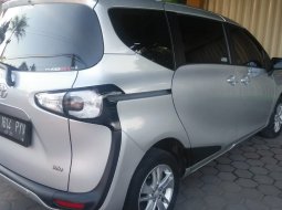 Jual cepat mobil Toyota Sienta V 2016 di Jawa Tengah 1