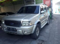 Ford Everest 2004 Jawa Timur dijual dengan harga termurah 6
