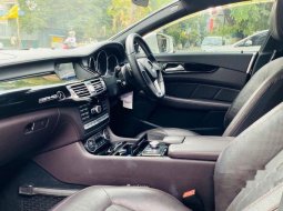 Jual cepat Mercedes-Benz CLS 350 2012 di Jawa Barat 4