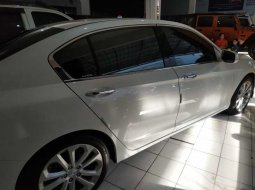 Jual mobil Honda Accord 1.6 Automatic 2016 bekas di DIY Yogyakarta 3