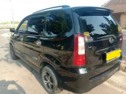 Jawa Tengah, Daihatsu Xenia Li 2005 kondisi terawat 4