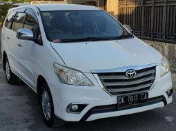 Mobil Toyota Kijang Innova 2013 G terbaik di Bali 4