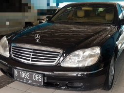 Jual mobil Mercedes-Benz 280S 2.8 Manual 2002 dengan harga murah di DIY Yogyakarta 3