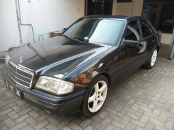 Jual mobil bekas Mercedes-Benz C-Class C 180 1995 di Jawa Timur 7